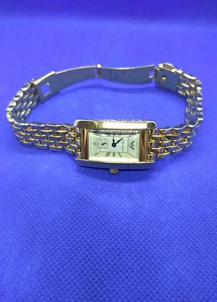 Винтажные женские часы emporio armani