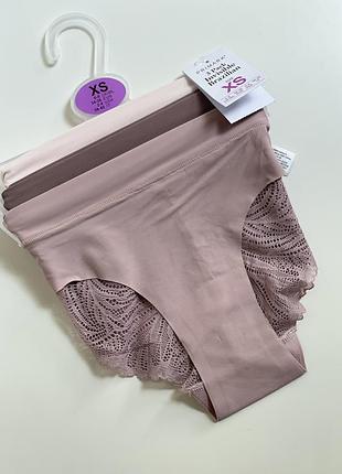 Яскраві жіночі труси примарк