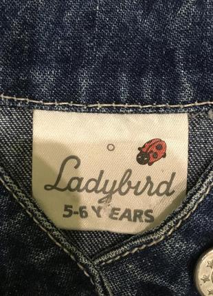Джинсовый пиджак для девочки ladybird на 5-6 лет3 фото