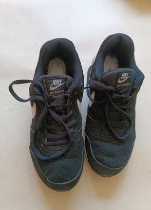 Кроссовки nike md runner 2 gs 23 см3 фото