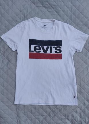 Оригінальна футболка от levi's
