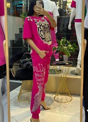 Малиновый летний костюм в стразах, турция.