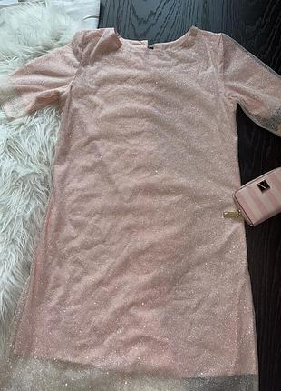 Блискуче ніжно рожеве плаття міні