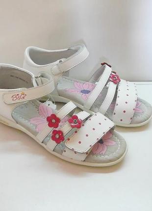 Босоніжки сандалі для дівчинки b&g