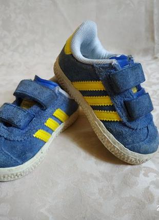 Кеды adidas индонезия 100% нат.замша 19 р.