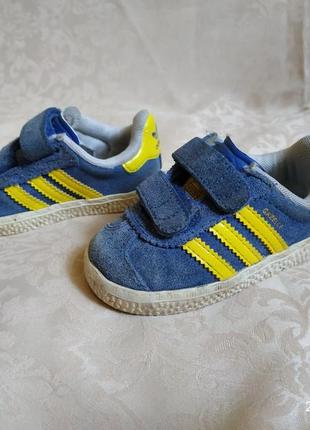 Кеды adidas индонезия 100% нат.замша 19 р.2 фото