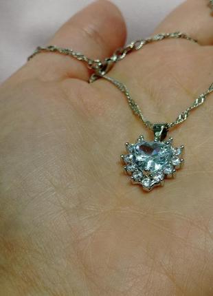 Набір "сердечки цирконій у сріблі" кольє та сережки з ювелірного сплаву - оригінальний подарунок дівчині3 фото