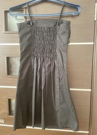 Чорне плаття з атласною стрічкою, розмір 403 фото
