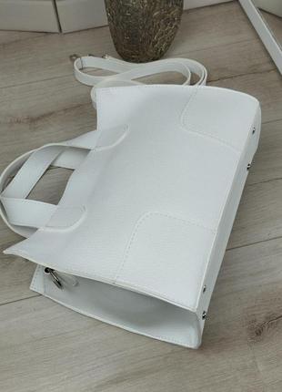 Женская сумка на одно отделение белая3 фото