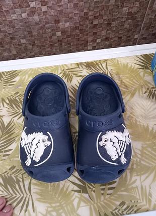 Crocs c 8-9
