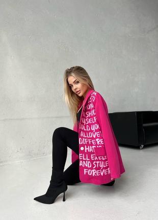 Оверсайз пиджак с надписями свободный базовый жакет малиновый розовый коричневый бежевый черный7 фото
