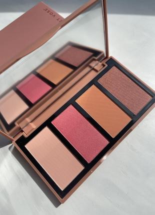 Палетка рум’ян violet voss whispering rosé blush palette