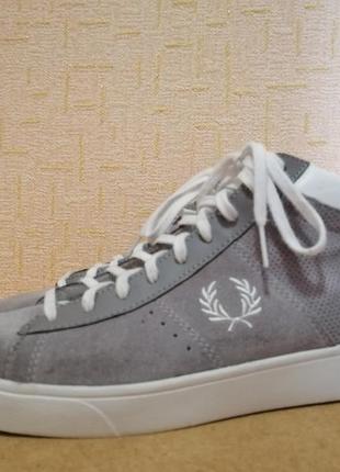 Кросiвки fred perry