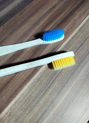 Зубна щітка бамбукова, органічна1 фото