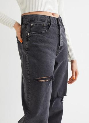 H&m джинсы трубы с рваностями5 фото
