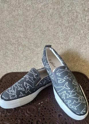 Шикарные мокасины на девочку