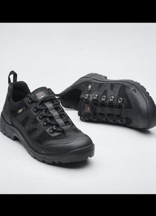 Тактичні літні чорні кросівки, військові тактичні дихаючі шкіряні кросівки розміри 40-475 фото