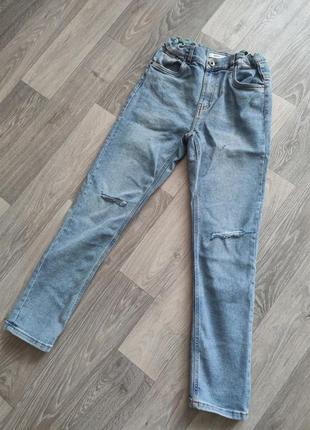 Стильные джинсы на подростка reserved2 фото