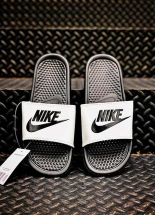 Жіночі шльопанці nike benassi black white 2 / smb