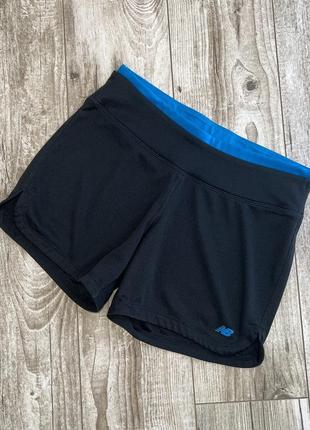 Оригінальні шорти для занять спортом new balance