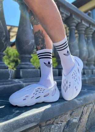 Жіночі кросівки adidas yeezy foam runner mineral white / smb