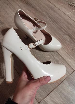 Туфлі4 фото