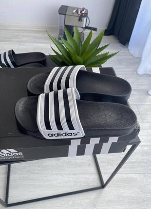 Жіночі шльопанці adidas black white 4 / smb4 фото