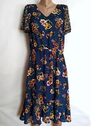 Шифонова сукня  laura ashley у вінтажному стилі, квітковий принт, анютини глазки, пряма