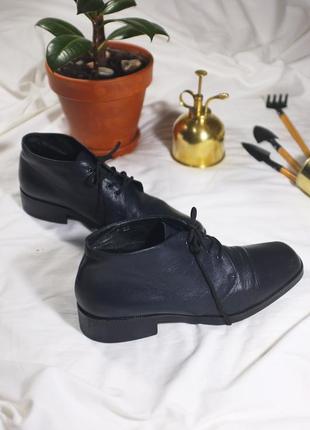 Винтажные женские кожаные ботиночки h.b. italy (ретро)10 фото