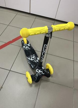 Самокат триколісний skyper mini