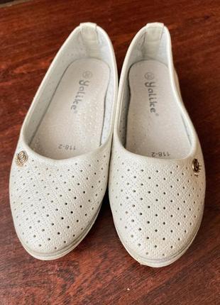 Балетки (туфлі) для дівчинки