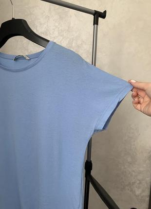 Базовая хлопковая голубая/голубая футболка3 фото