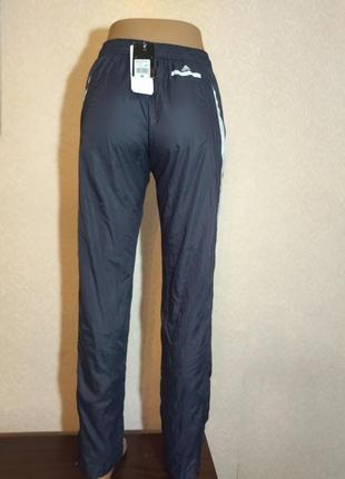 Женские спортивные штаны adidas с подкладкой, размер м4 фото