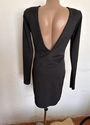 Платье черное открыта спина