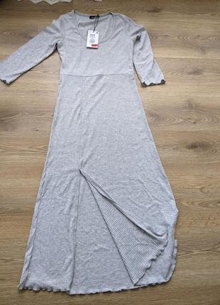 Платье в рубчик серое со стильным разрезом⛰️s-m p.