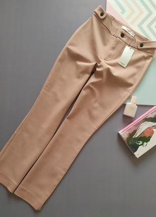 Розовые брюки mango