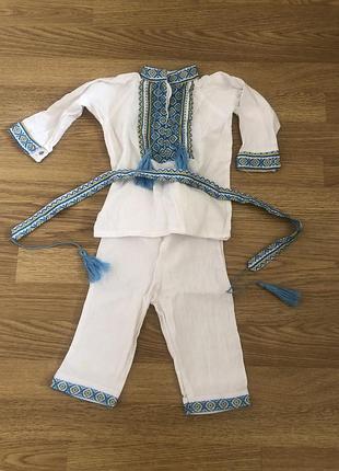 Вишитий костюмчик для маленького козачка