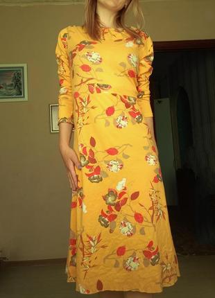 Платье миди в цветочный принт2 фото