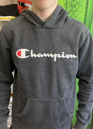 Худи champion в хорошем состоянии