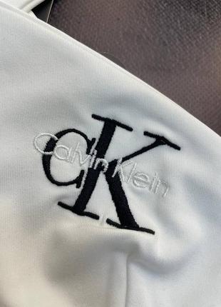 Жіночий костюм calvin klein3 фото