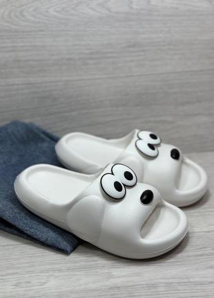 Шлепки собаки стильные
