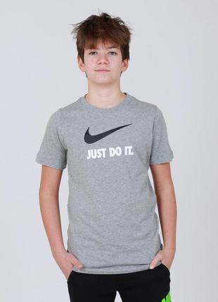 Підліткова футболка nike just do it