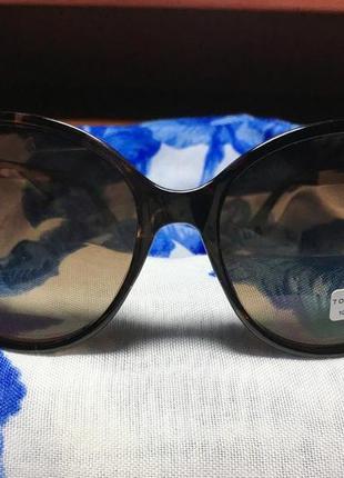 Американські сонцезахисні окуляри tommy hilfiger. оригінал!2 фото