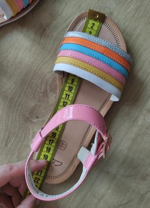 Фирменные детские кожаные сандалии  clarks, оригинал, размер 33.9 фото