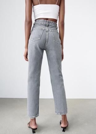 Базовые джинсы мам с выскоркой талией