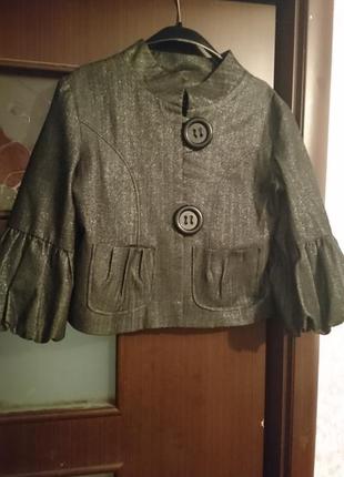 Короткий пиджак с люриксовой нитью6 фото