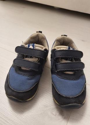 Детские кроссовки, размер 21