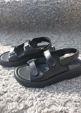Натуральные кожаные босоножки сандалии очень удобны на лето1 фото