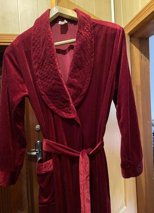Роскошный велюровый халат макси.1 фото