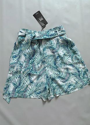 Новые шорты chicoree